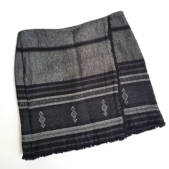 LOFT Dresses & Skirts - LOFT Ann Taylor Blanket Jacquard Wrap Skirt 8